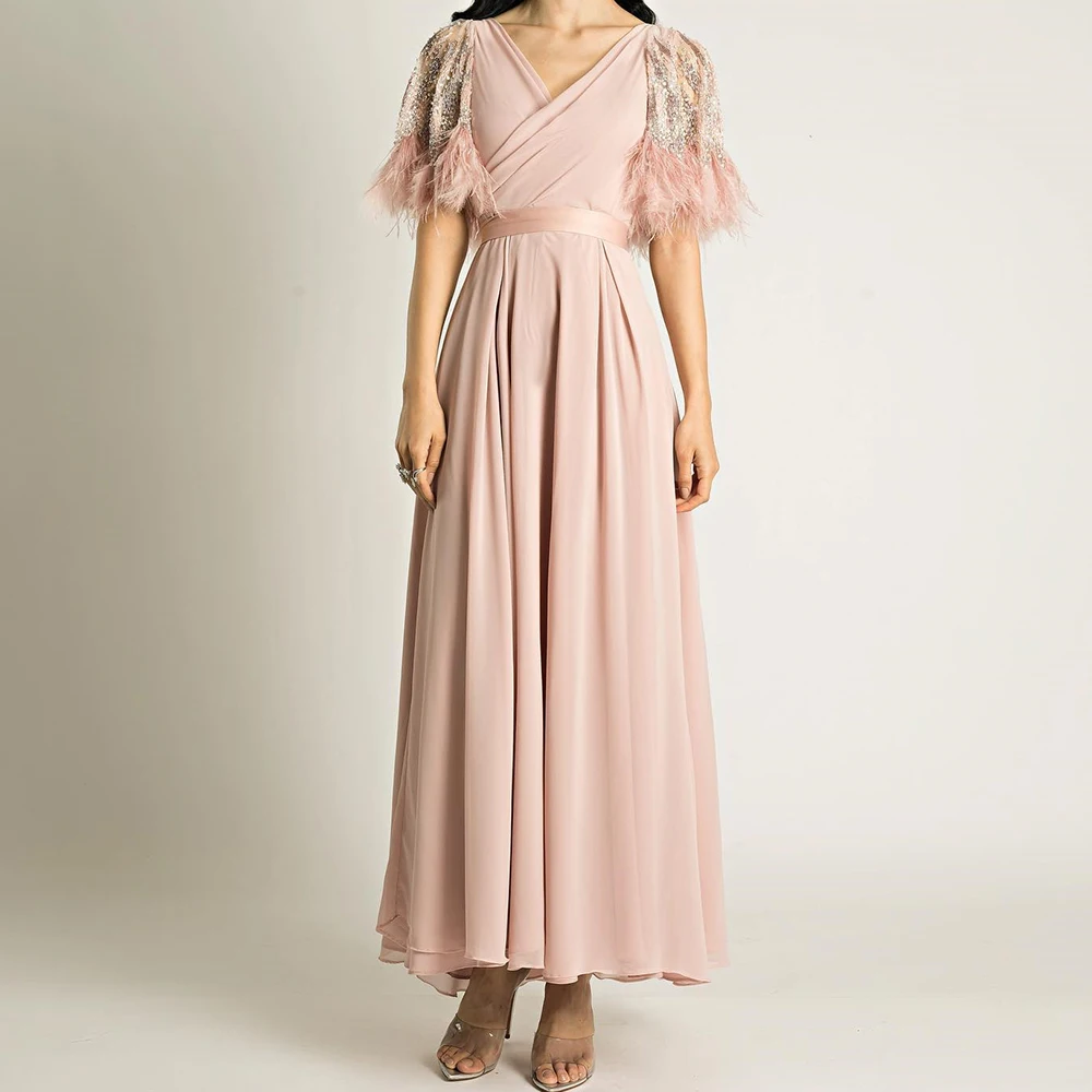 Customized Exquisite Feathers Crystal Chiffon Off the Shoulder Evening Dress Fashion V-Neck A-Line Half Sleeves Party Gowns
Customized Exquisite Feathers Crystal Chiffon Off the Shoulder Evening Dress Fashion V-Neck A-Line Half Sleeves Party Gowns