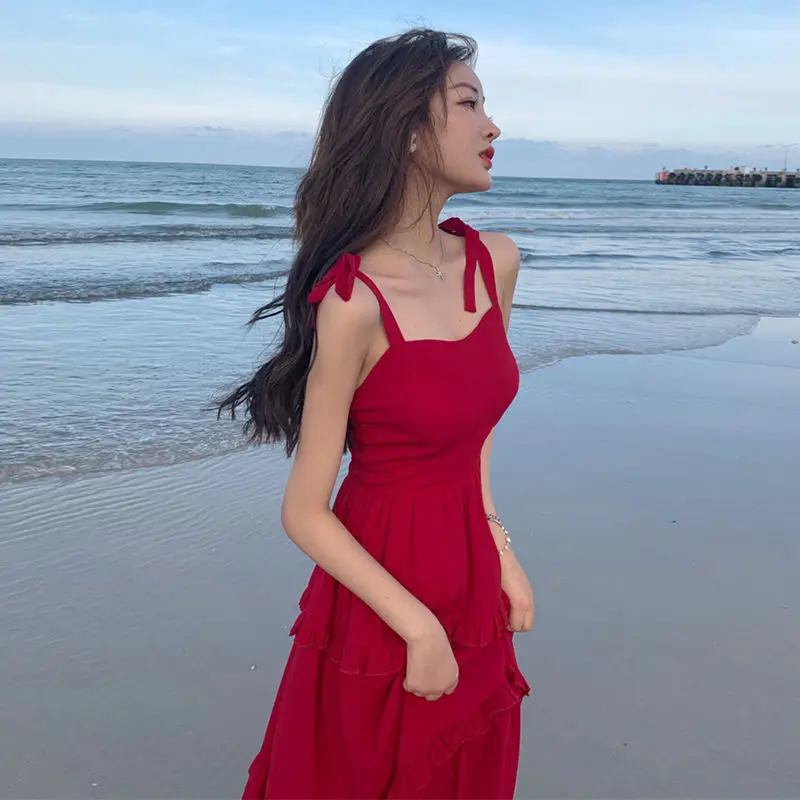2024 Red Dress Fashionable Retro Solid Color Girl Style Design Bow Holiday Strap Dress
2024 Red Dress Fashionable Retro Solid Color Girl Style Design Bow Holiday Strap Dress