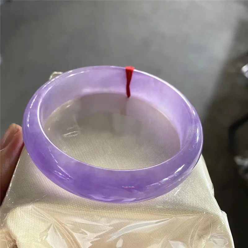 Wholesale Violet Jade Bracelet for Men and Women Myanmar Jade Yang Green Floating Flower Jade Bracelet Wholesale
Wholesale Violet Jade Bracelet for Men and Women Myanmar Jade Yang Green Floating Flower Jade Bracelet Wholesale
