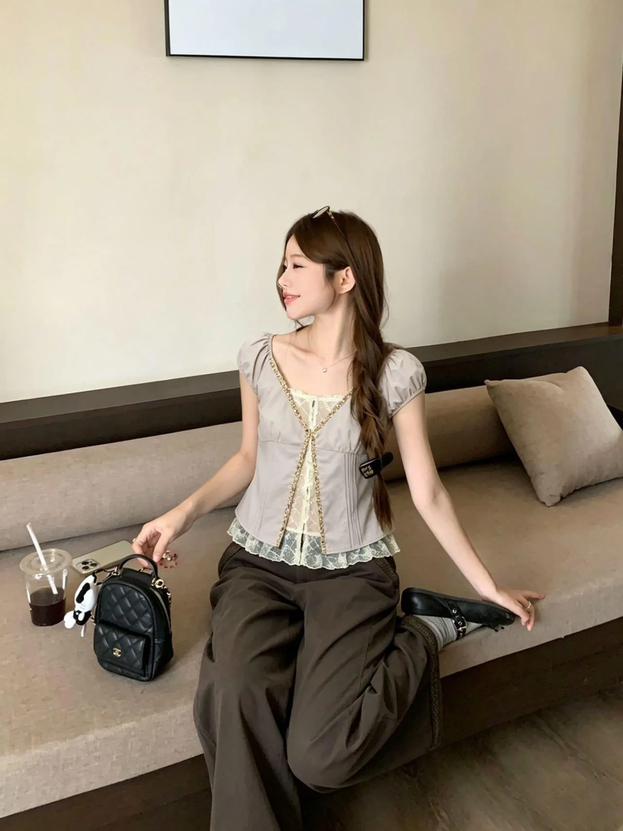 Kumikumi Design Chic Short Sleeve Chiffon Top Women's Summer Slimming Versatile Fake Two-Piece Elegant Style Fashionable Blouse
Kumikumi Design Chic Short Sleeve Chiffon Top Women's Summer Slimming Versatile Fake Two-Piece Elegant Style Fashionable Blouse