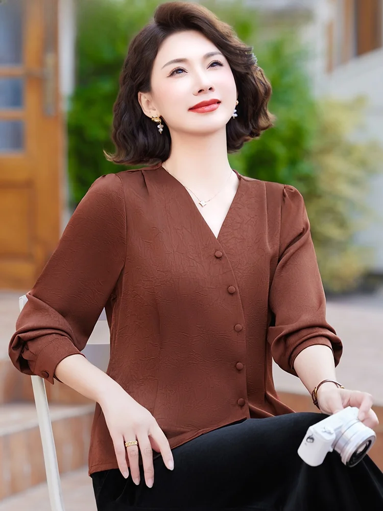 Модная весенняя одежда для женщин среднего возраста: универсальный свободный кардиган в корейском стиле
Модная весенняя одежда для женщин среднего возраста: универсальный свободный кардиган в корейском стиле