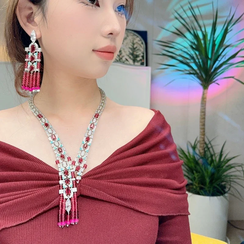 Luxury Designer Gorgeous Enamel Zircon Crystal Tassel Pendant Long Bead Chain Necklace Retro Palace Skirt Earrings Jewelry Sets
Luxury Designer Gorgeous Enamel Zircon Crystal Tassel Pendant Long Bead Chain Necklace Retro Palace Skirt Earrings Jewelry Sets