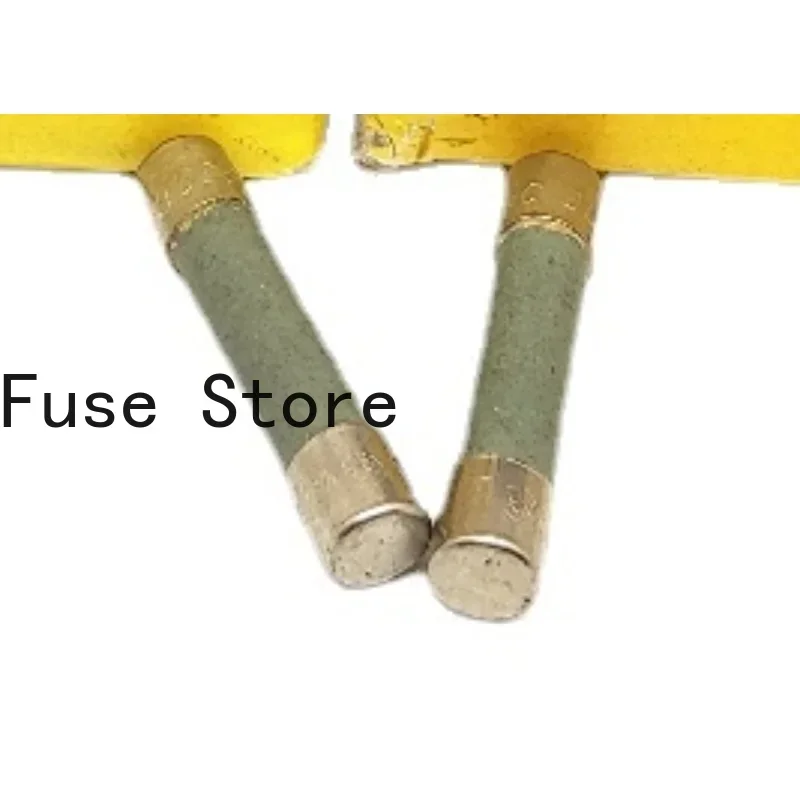 1PCS Imported 6*32mm Ceramic Fuse Tube BK/ABC-15 -20 Fast Melting F 15A 20A 250V
1PCS Imported 6*32mm Ceramic Fuse Tube BK/ABC-15 -20 Fast Melting F 15A 20A 250V