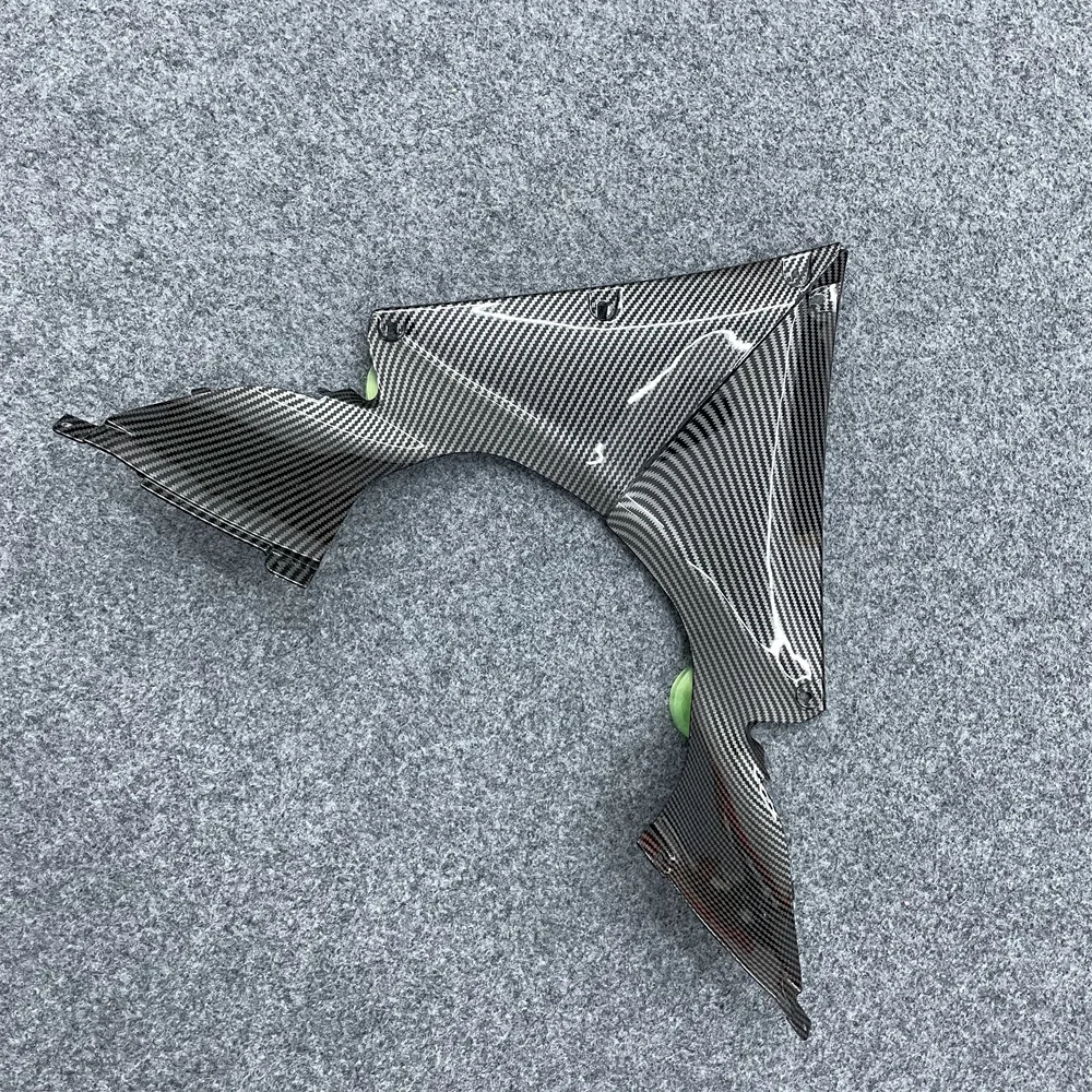 The ABS motorcycle fairing is suitable for a pair of brand-new 2007-2008 07-08 carbon fiber paint inside the R1 middle bag
The ABS motorcycle fairing is suitable for a pair of brand-new 2007-2008 07-08 carbon fiber paint inside the R1 middle bag