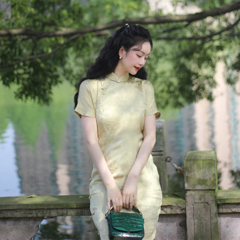 Vivian Spring Summer New Retro Chinese Sle ort Sve Open Front Young Women's Daily Wear Student Faion
Vivian Spring Summer New Retro Chinese Sle ort Sve Open Front Young Women's Daily Wear Student Faion