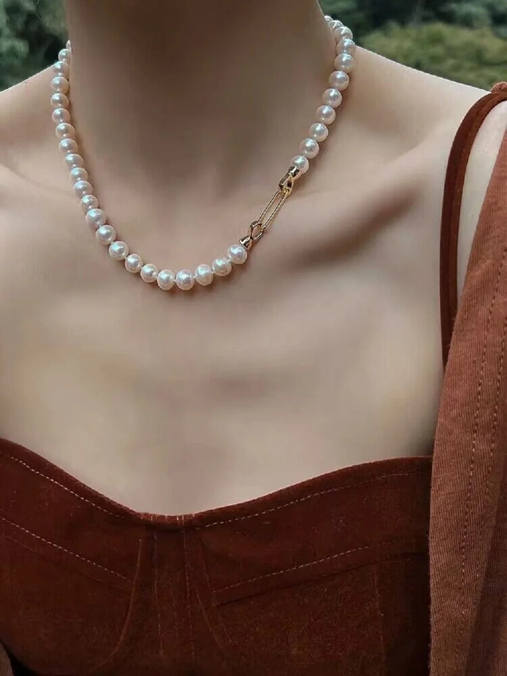 Классическое ожерелье с двойной головкой и пуговицами класса ААА 8-9 мм, ожерелье из натурального круглого белого жемчуга Южного моря, 18 дюймов, 925S
Классическое ожерелье с двойной головкой и пуговицами класса ААА 8-9 мм, ожерелье из натурального круглого белого жемчуга Южного моря, 18 дюймов, 925S