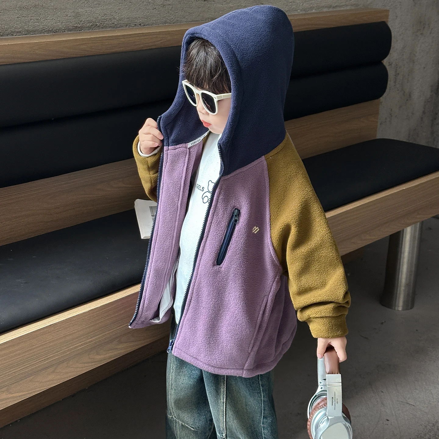 Легкая хлопковая куртка для мальчиков, модное осеннее хлопковое пальто для малышей, детская одежда, утепленная хлопковая куртка на флисовой подкладке
Легкая хлопковая куртка для мальчиков, модное осеннее хлопковое пальто для малышей, детская одежда, утепленная хлопковая куртка на флисовой подкладке