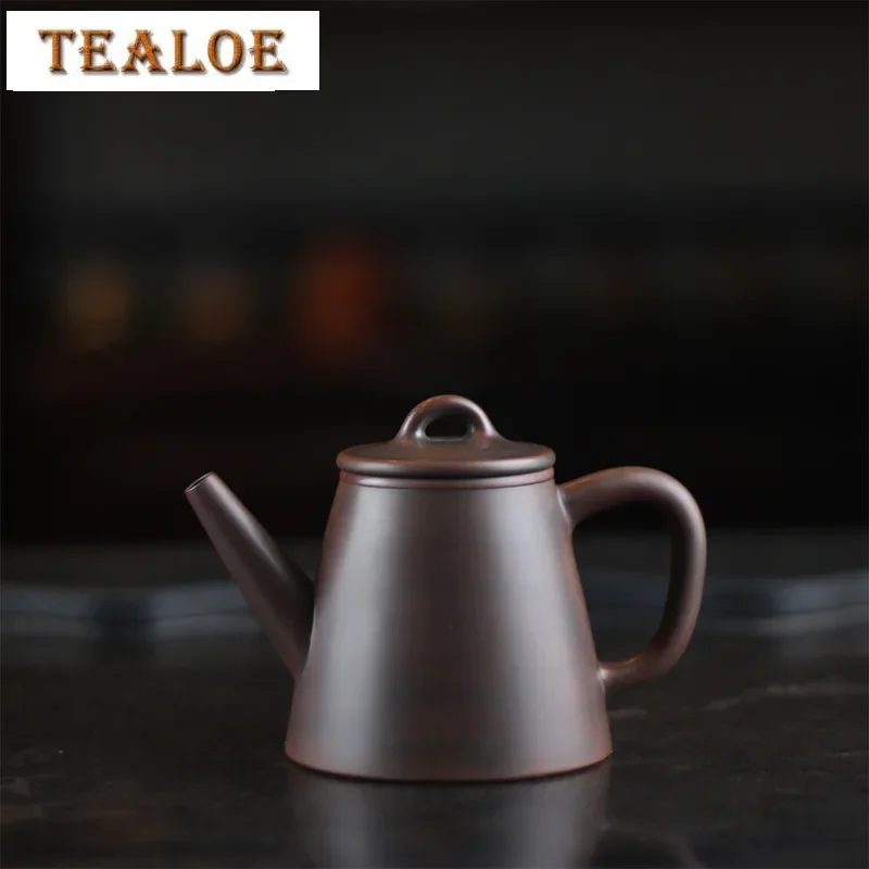 220ml Handmade Qinzhou Nixing Pottery Teapot Ancient Copper Color Bridge Straight Pot Tea Maker Kettle Kung Fu Teaset Collection
220ml Handmade Qinzhou Nixing Pottery Teapot Ancient Copper Color Bridge Straight Pot Tea Maker Kettle Kung Fu Teaset Collection