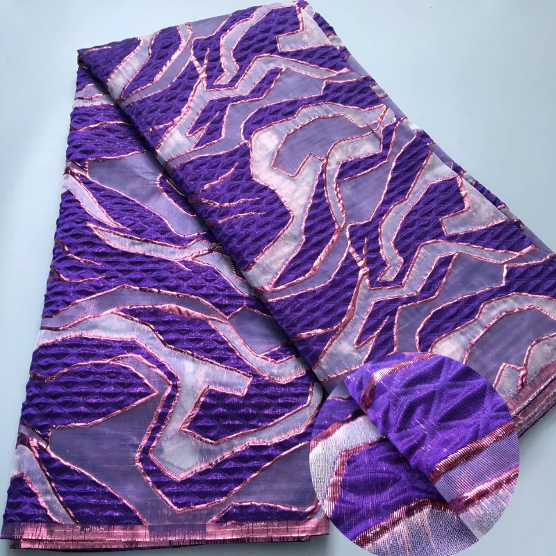 Nigerian Tulle Brocade Lace Fabric 5 Yards Gilding African Jacquard Lace Fabric 2024 High Quality Luxury Dress for Women A3961
Nigerian Tulle Brocade Lace Fabric 5 Yards Gilding African Jacquard Lace Fabric 2024 High Quality Luxury Dress for Women A3961