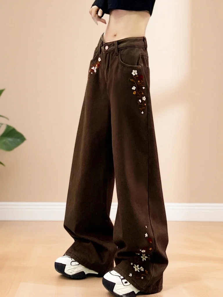 New 2026 Women's Fashionable Embroidered Flower Jeans Loose Straight Leg Wide Leg Long Pants Casual High Waist Multi Pocket
New 2026 Women's Fashionable Embroidered Flower Jeans Loose Straight Leg Wide Leg Long Pants Casual High Waist Multi Pocket