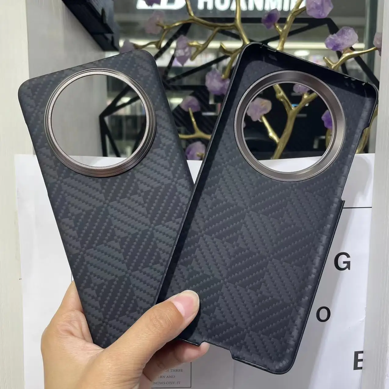 Applicable to Huawei Mate60pro Kevlar mobile phone case 60Pro Arnylon fiber checkerboard mate60 protective case
Applicable to Huawei Mate60pro Kevlar mobile phone case 60Pro Arnylon fiber checkerboard mate60 protective case