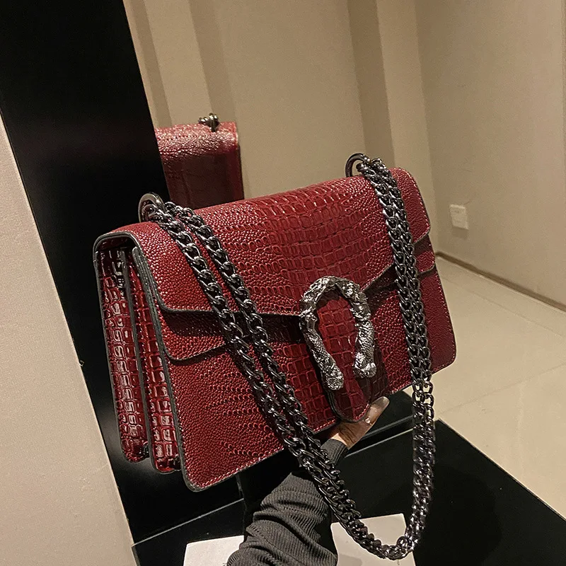 Fashionable Minimalist Square Bag Single Shoulder Crossbody Women's Bag Popular PU Material Dig Bag Hip Hop Style
Fashionable Minimalist Square Bag Single Shoulder Crossbody Women's Bag Popular PU Material Dig Bag Hip Hop Style