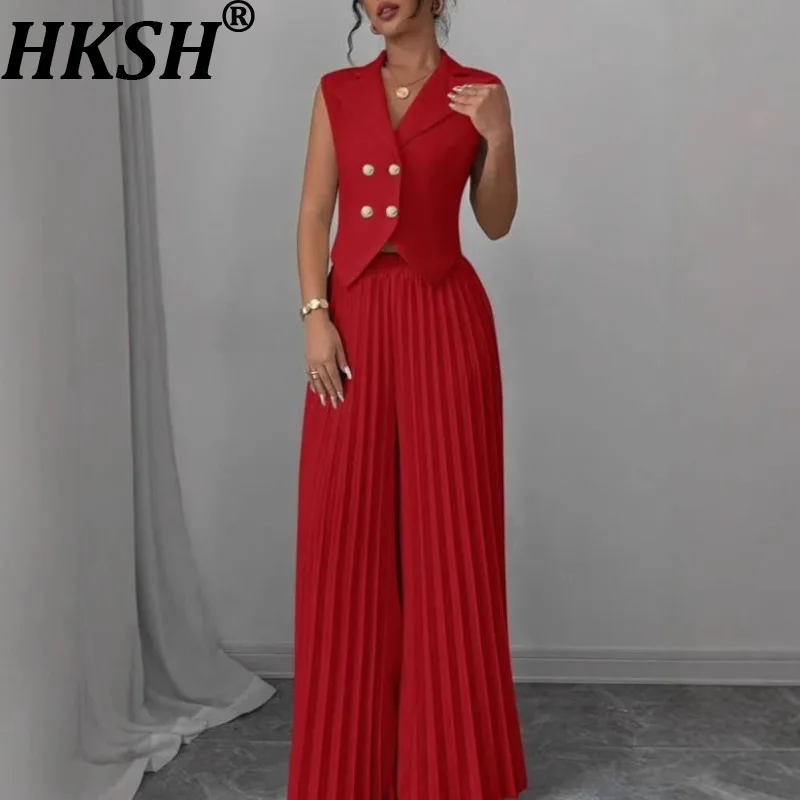 HKSH Women Two-piece Set Turn-down Collar Double Breasted Sleeveless Vest Office Lady Blazer Pleated Elegant Casual Pants HK9462
HKSH Women Two-piece Set Turn-down Collar Double Breasted Sleeveless Vest Office Lady Blazer Pleated Elegant Casual Pants HK9462