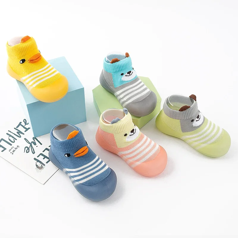 0-4 years old baby children's socks and shoes cartoon pattern summer refreshing baby soft-soled shoes
0-4 years old baby children's socks and shoes cartoon pattern summer refreshing baby soft-soled shoes