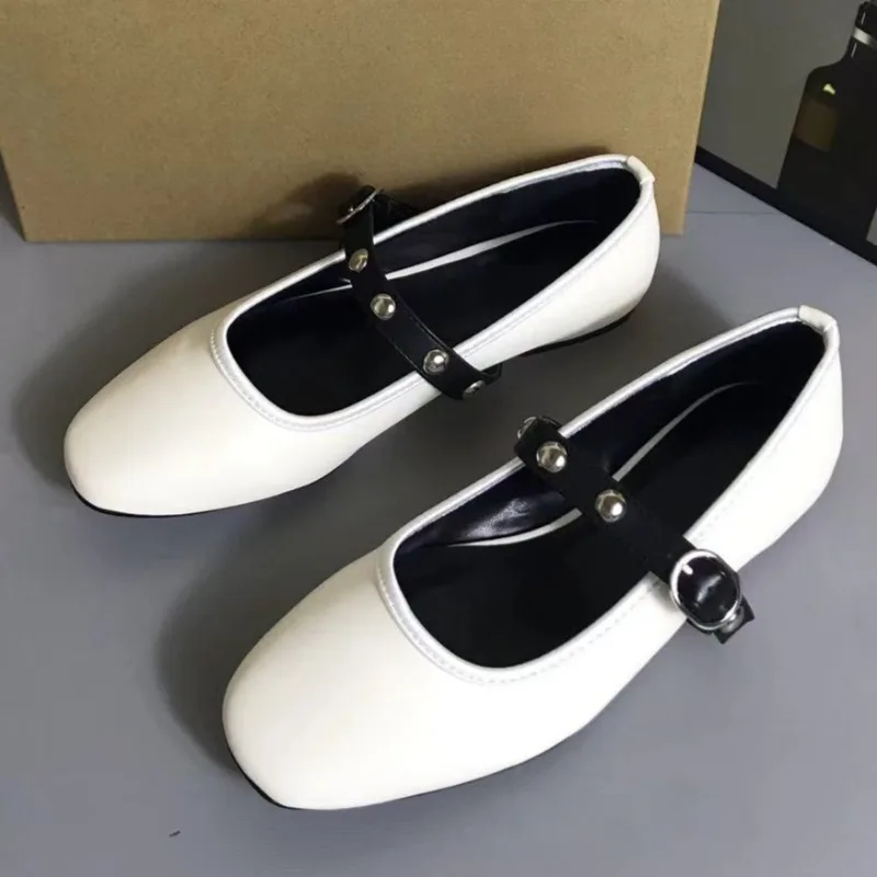 2025 Spring Women Mary Jane Shoes Studded Buckles Strap Casual Soft Sole Ballet Style Comfortable White Brand Female Flats
2025 Spring Women Mary Jane Shoes Studded Buckles Strap Casual Soft Sole Ballet Style Comfortable White Brand Female Flats