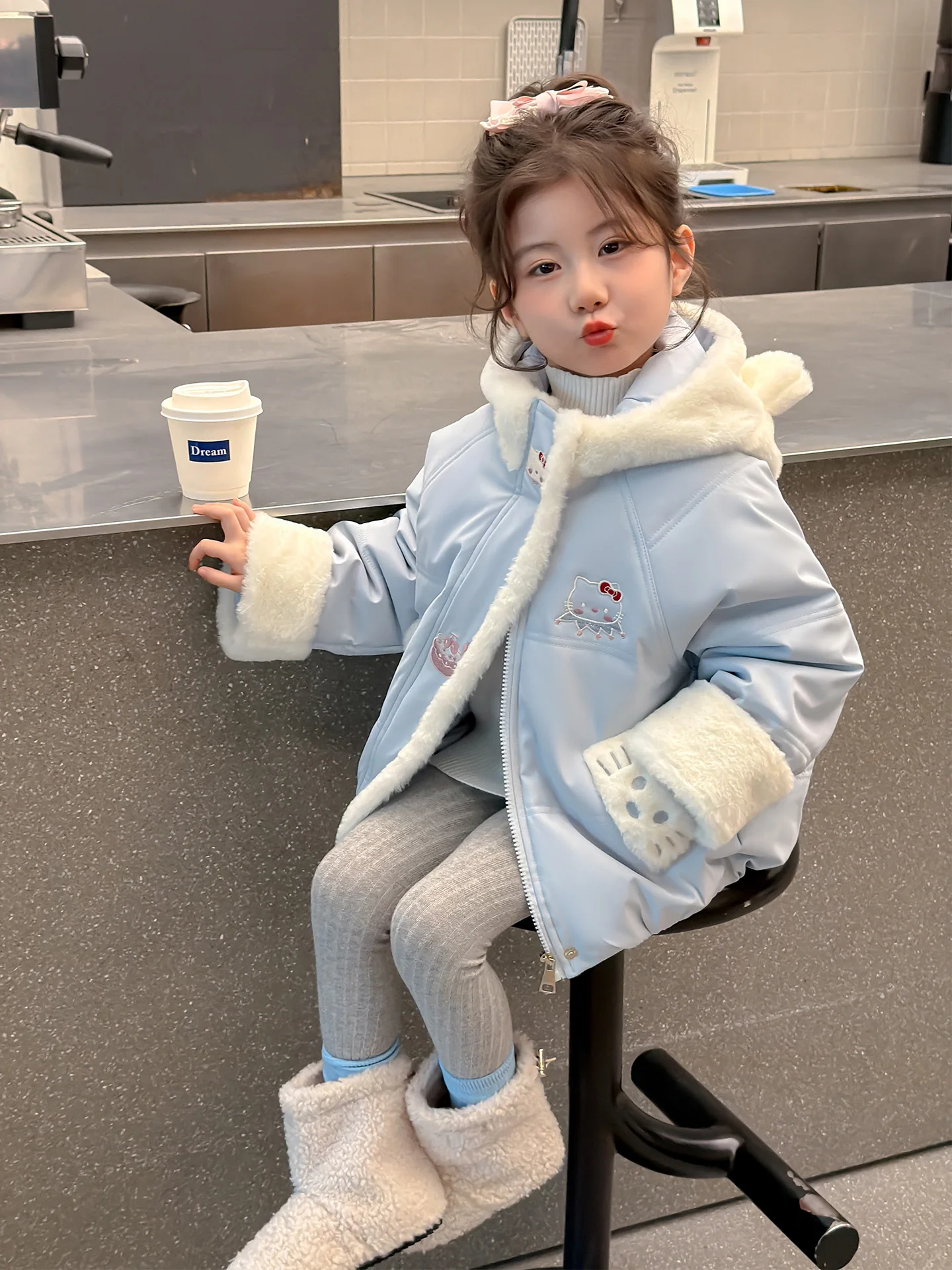 Girls down Jaet Children's White Du down Cotton Coat 90 Fill Power Winter Clothes Cartoon Design Thi Warm Long Sve
Girls down Jaet Children's White Du down Cotton Coat 90 Fill Power Winter Clothes Cartoon Design Thi Warm Long Sve