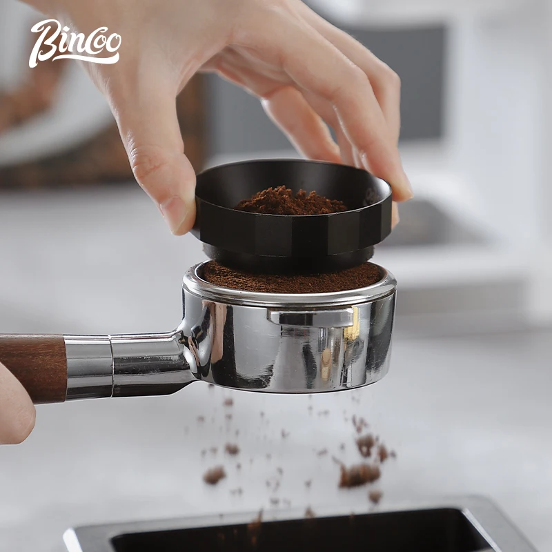 Фиксатор кофейного порошка класса Bincoo Barista — универсальное магнитное кольцо 51 мм/58 мм с защитой от ударов
Фиксатор кофейного порошка класса Bincoo Barista — универсальное магнитное кольцо 51 мм/58 мм с защитой от ударов