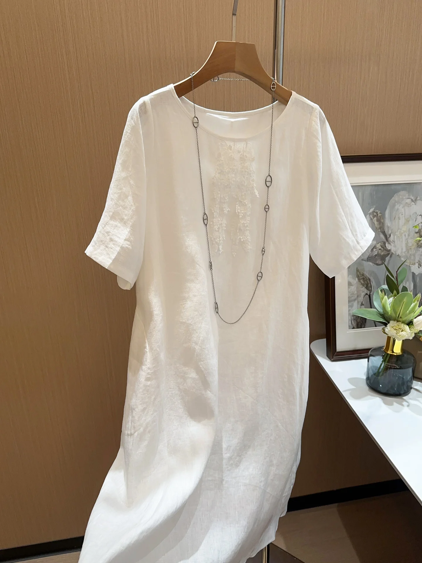 Casual A-Line Dress Linen Short Sleeve White Summer 2026 New Style French Style Embroidered Loose Waist Comfortable Fit Dress
Casual A-Line Dress Linen Short Sleeve White Summer 2026 New Style French Style Embroidered Loose Waist Comfortable Fit Dress