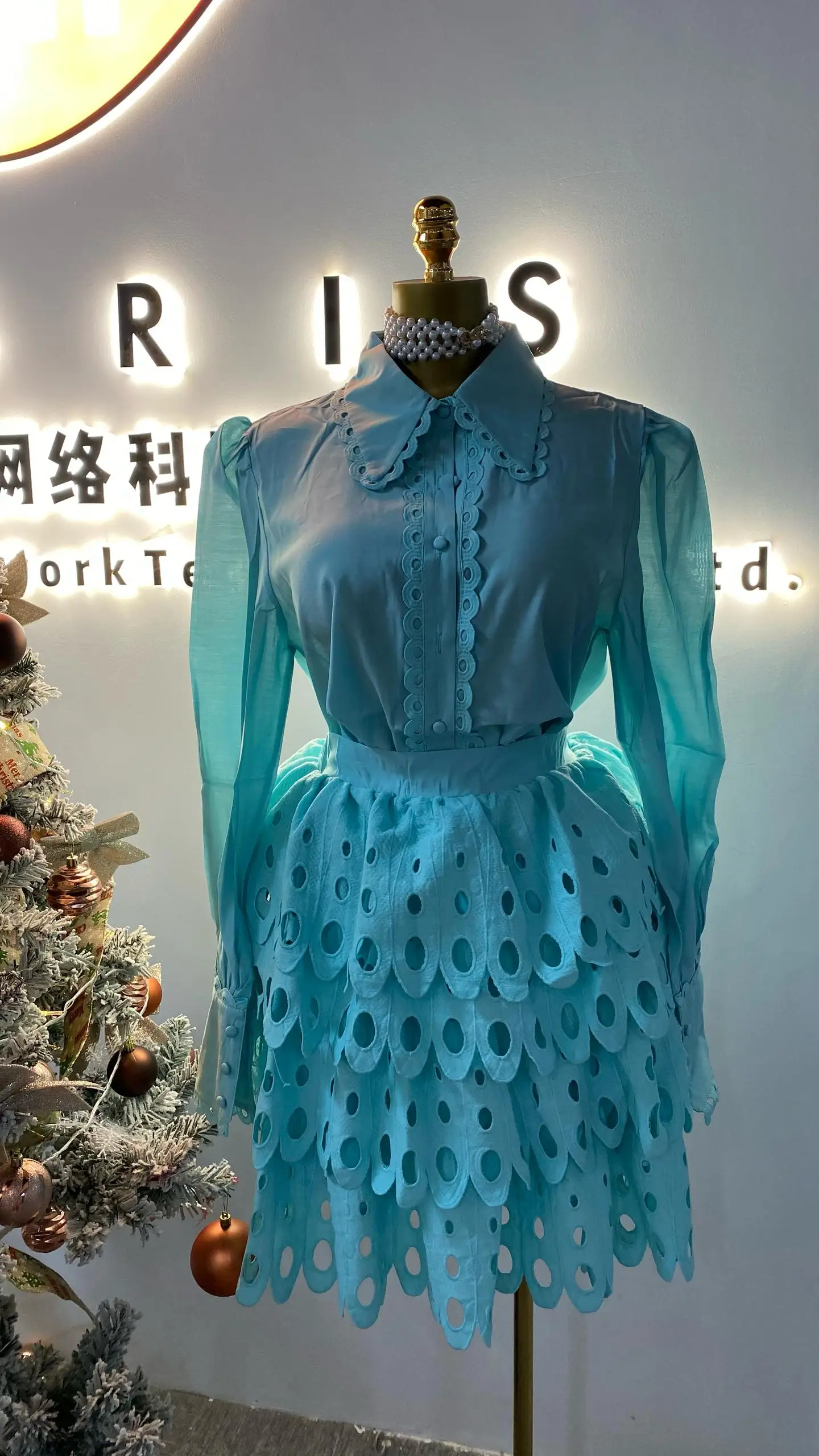 Pieces Lace Set Women Spring Summer Turn-down Collar Solid Blouse+Mini Skirt Hollow Out Casual Holiday-GZKK005
Pieces Lace Set Women Spring Summer Turn-down Collar Solid Blouse+Mini Skirt Hollow Out Casual Holiday-GZKK005
