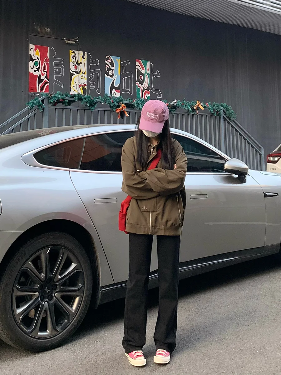 Облегающие джинсы с высокой талией, женские весенне-осенние новые эластичные прямые брюки, повседневные хлопковые эластичные брюки
Облегающие джинсы с высокой талией, женские весенне-осенние новые эластичные прямые брюки, повседневные хлопковые эластичные брюки