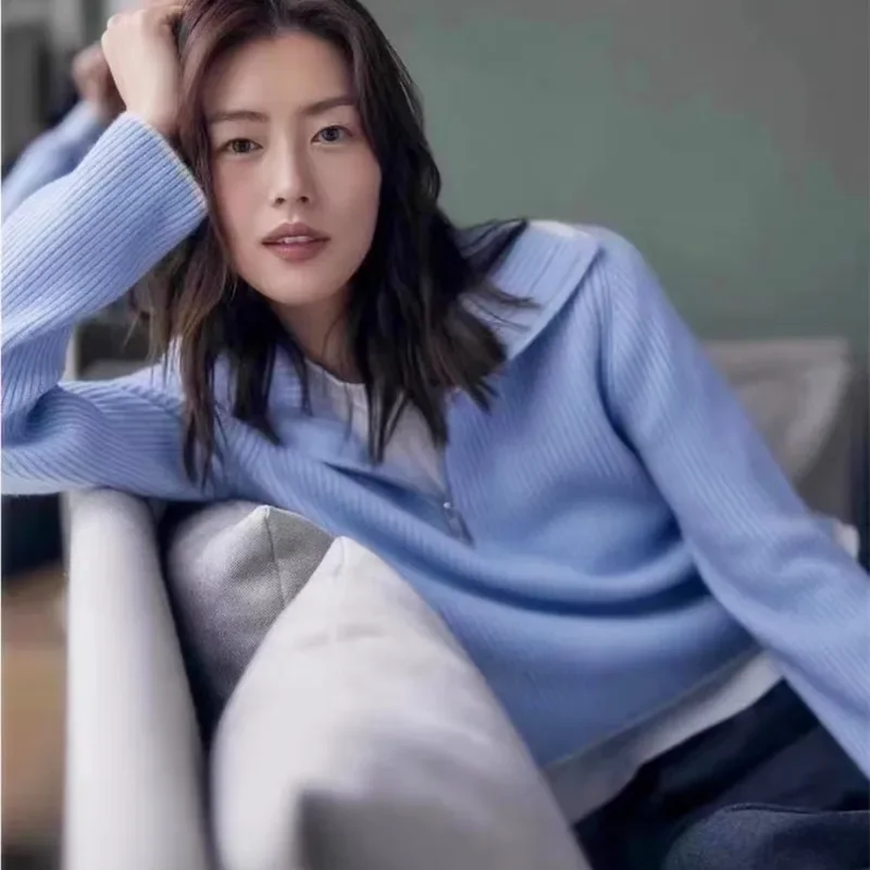 Women's Big Cousin Cashmere Sweater Half Zipper Knitted Loose Lapel Wool Thickened Bottoming Shirt for Casual Wear
Women's Big Cousin Cashmere Sweater Half Zipper Knitted Loose Lapel Wool Thickened Bottoming Shirt for Casual Wear