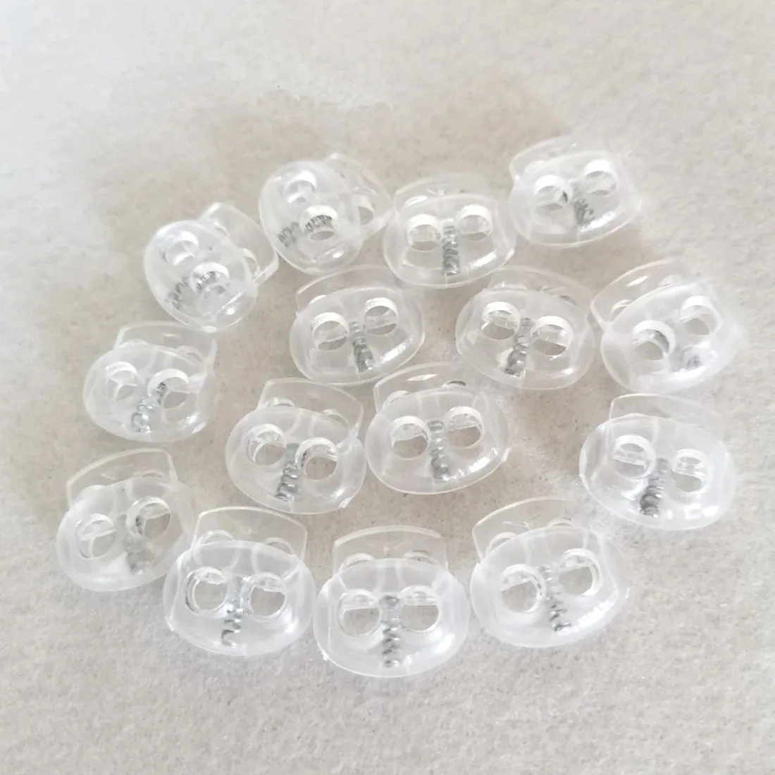 5000pcs/lot Cord Lock Plastic Stopper Cord End Toggle Clip Transparent Clear Frost Shoelace Sportswear DIY Bag Parts Accessories
5000pcs/lot Cord Lock Plastic Stopper Cord End Toggle Clip Transparent Clear Frost Shoelace Sportswear DIY Bag Parts Accessories