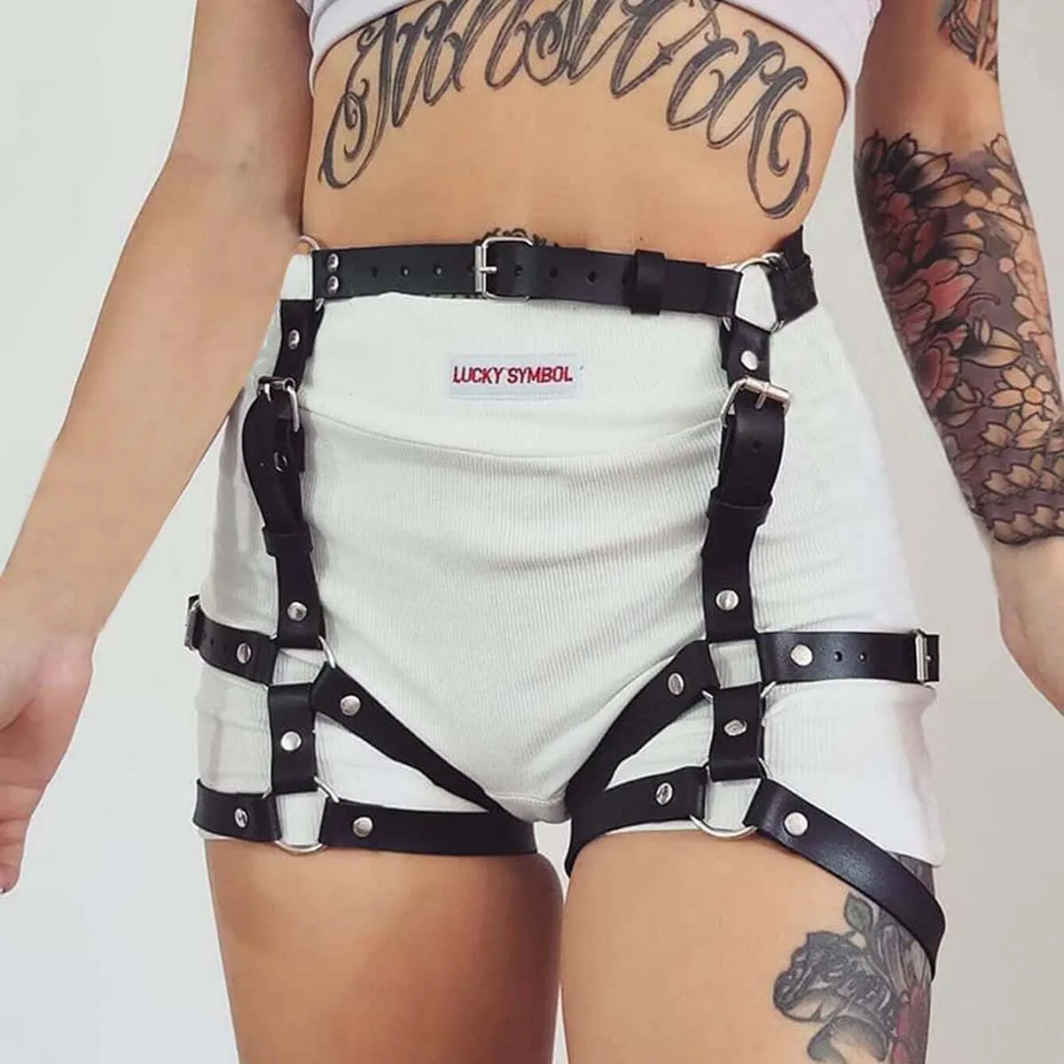 Кожаный комплект: пояс-чулок и регулируемый бюстгальтер-корсет на бретельках – эротическое белье для женщин, доступны большие размеры
Кожаный комплект: пояс-чулок и регулируемый бюстгальтер-корсет на бретельках – эротическое белье для женщин, доступны большие размеры