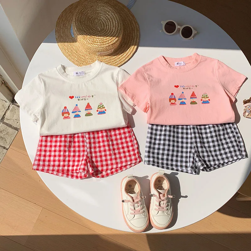 2026Girl's Cartoon Outfit Summer Korean Children's Clothing Super Cute for Baby GirlsTShirt and plaid shorts two-piece outfit
2026Girl's Cartoon Outfit Summer Korean Children's Clothing Super Cute for Baby GirlsTShirt and plaid shorts two-piece outfit