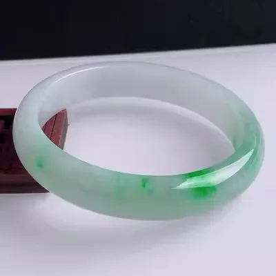 Natural Myanmar Jade Jade 54mm-62mm bracelet Princess jewelry bracelet send mom send girlfriend gift
Natural Myanmar Jade Jade 54mm-62mm bracelet Princess jewelry bracelet send mom send girlfriend gift