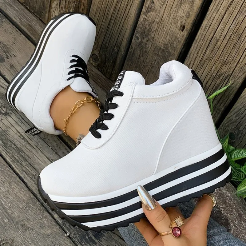 Women's Sneakers Chunky Platform Lace Up Round Toe Casual Sporty Shoes with Thick Striped Sole for Daily Outdoor Walking Wear
Women's Sneakers Chunky Platform Lace Up Round Toe Casual Sporty Shoes with Thick Striped Sole for Daily Outdoor Walking Wear