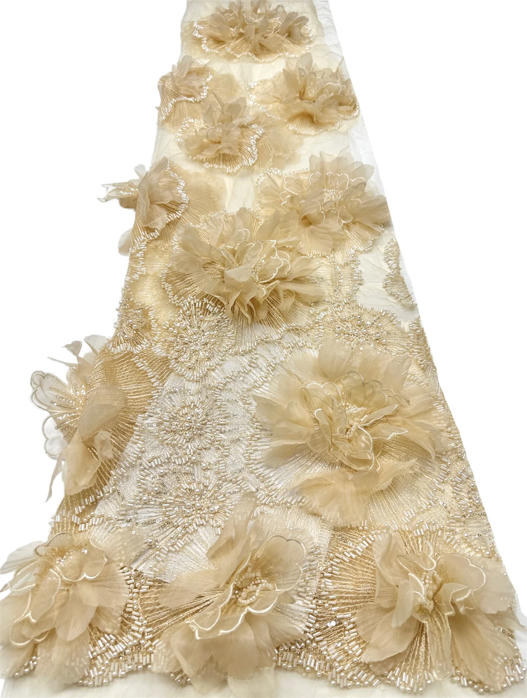 Luxury Sequins Beads Lace Fabric with Heavy 3D Embroidery Flower Fabric Fashion French Tulle Mesh Lace Fabric for Dres
Luxury Sequins Beads Lace Fabric with Heavy 3D Embroidery Flower Fabric Fashion French Tulle Mesh Lace Fabric for Dres