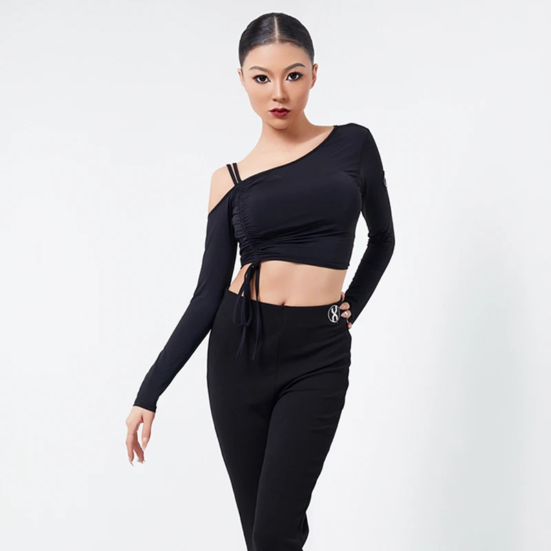 2024 New Latin Dance Tops For Women Sexy Long Sleeved Oblique Shoulder Practice Clothes Chacha Rumba Latin Dance Dress DN18032
2024 New Latin Dance Tops For Women Sexy Long Sleeved Oblique Shoulder Practice Clothes Chacha Rumba Latin Dance Dress DN18032