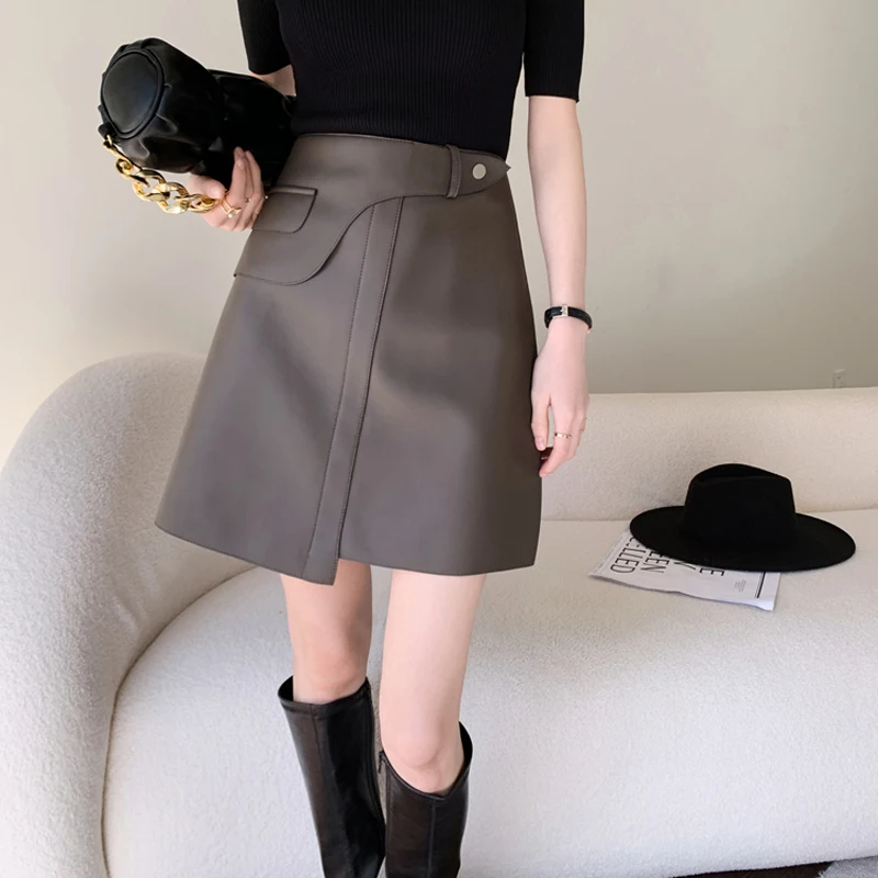 Women Fashion 2022 Harajuku Sheepskin Leather Short Skirt Irregular Pocket A-line Sexy Mini Grey/Black Solid
Women Fashion 2022 Harajuku Sheepskin Leather Short Skirt Irregular Pocket A-line Sexy Mini Grey/Black Solid