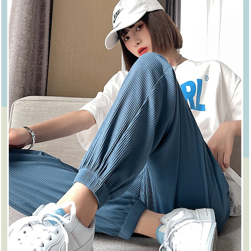 2024 Summer Pregnant Woman Cool Pants Slim Hem High Waist Loose Maternity Bellt Trousers Casual Pregnancy Sweatpants Wholesale
2024 Summer Pregnant Woman Cool Pants Slim Hem High Waist Loose Maternity Bellt Trousers Casual Pregnancy Sweatpants Wholesale