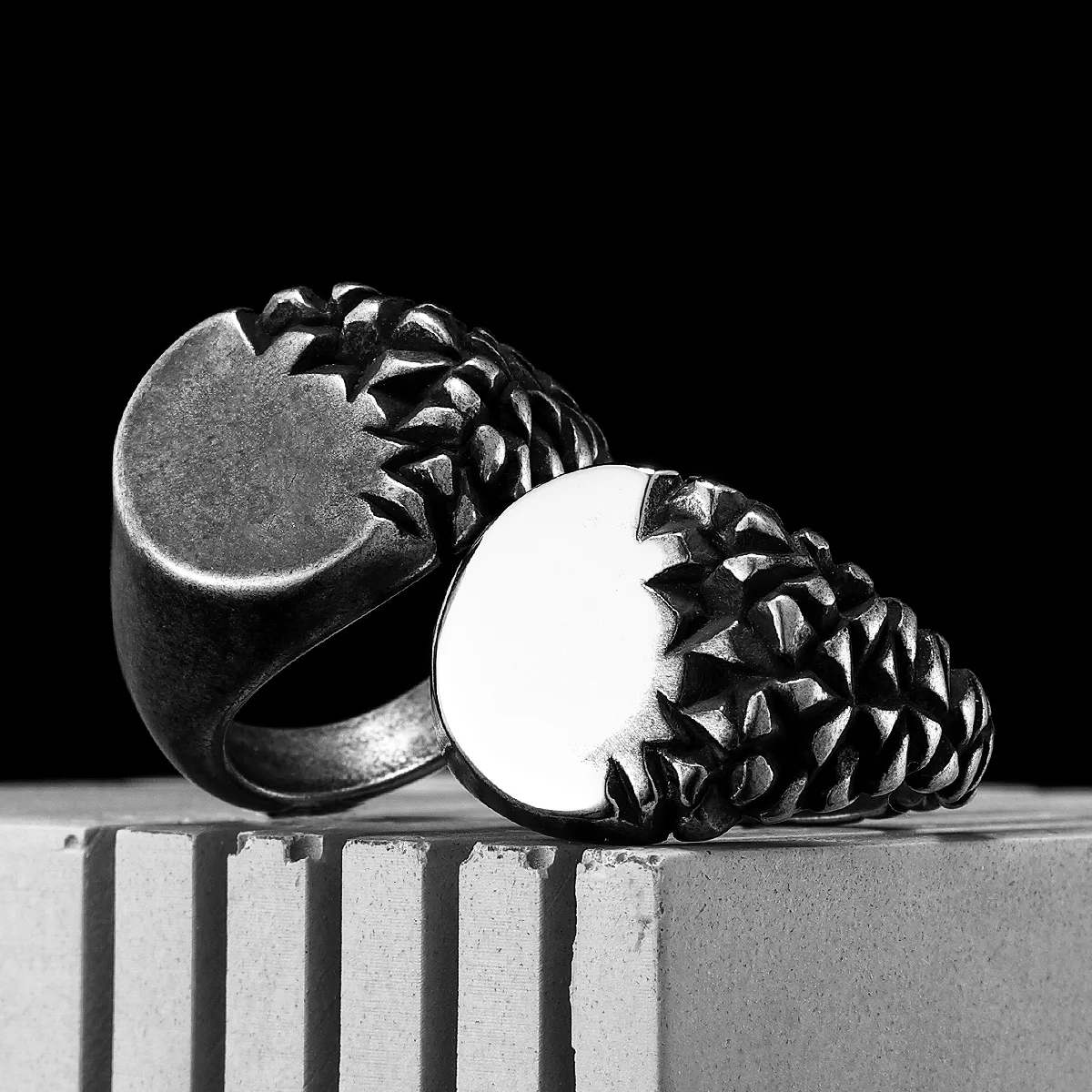 Round Retro Burst Gravel Men Rings Stainless Steel Women Fashion Jewelry Punk Trendy Luxury New In Accessories Gift Wholesale
Round Retro Burst Gravel Men Rings Stainless Steel Women Fashion Jewelry Punk Trendy Luxury New In Accessories Gift Wholesale