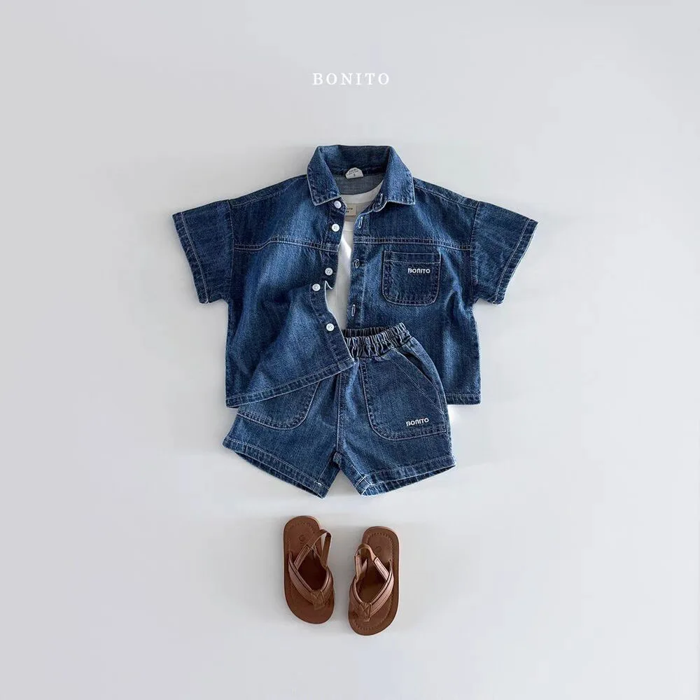 2025 Summer New Children Short Sleeve Clothes Set Boys Girls Denim Shirts + Shorts 2pcs Suit Kids Baby Fashion Casual Outfits
2025 Summer New Children Short Sleeve Clothes Set Boys Girls Denim Shirts + Shorts 2pcs Suit Kids Baby Fashion Casual Outfits