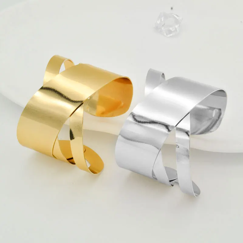 Europe and America Cross Border Hand Jewelry Irregular Design Exaggerated Punk French Simplicity Glossy Bracelet Female Open Mul
Europe and America Cross Border Hand Jewelry Irregular Design Exaggerated Punk French Simplicity Glossy Bracelet Female Open Mul