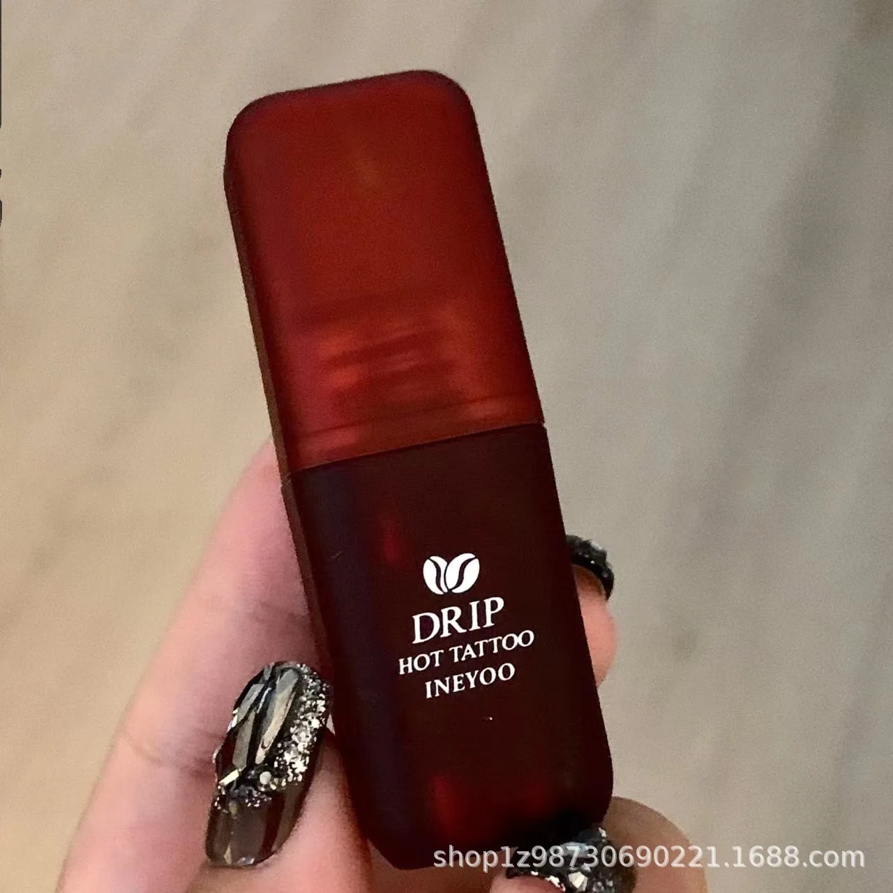 Hot Chili Lipgloss Waterproof Matte Nude Lipstick Lipkit Pigment Do Not Stick A Cup of Lipstick Matte Lips The Feeling
Hot Chili Lipgloss Waterproof Matte Nude Lipstick Lipkit Pigment Do Not Stick A Cup of Lipstick Matte Lips The Feeling