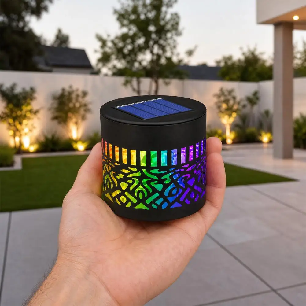 Solar Garden Wall Sconce with Hollow Pattern Design IP65 Waterproof Wall Light, for Outdoor Patio Garden Fence Decor
Solar Garden Wall Sconce with Hollow Pattern Design IP65 Waterproof Wall Light, for Outdoor Patio Garden Fence Decor