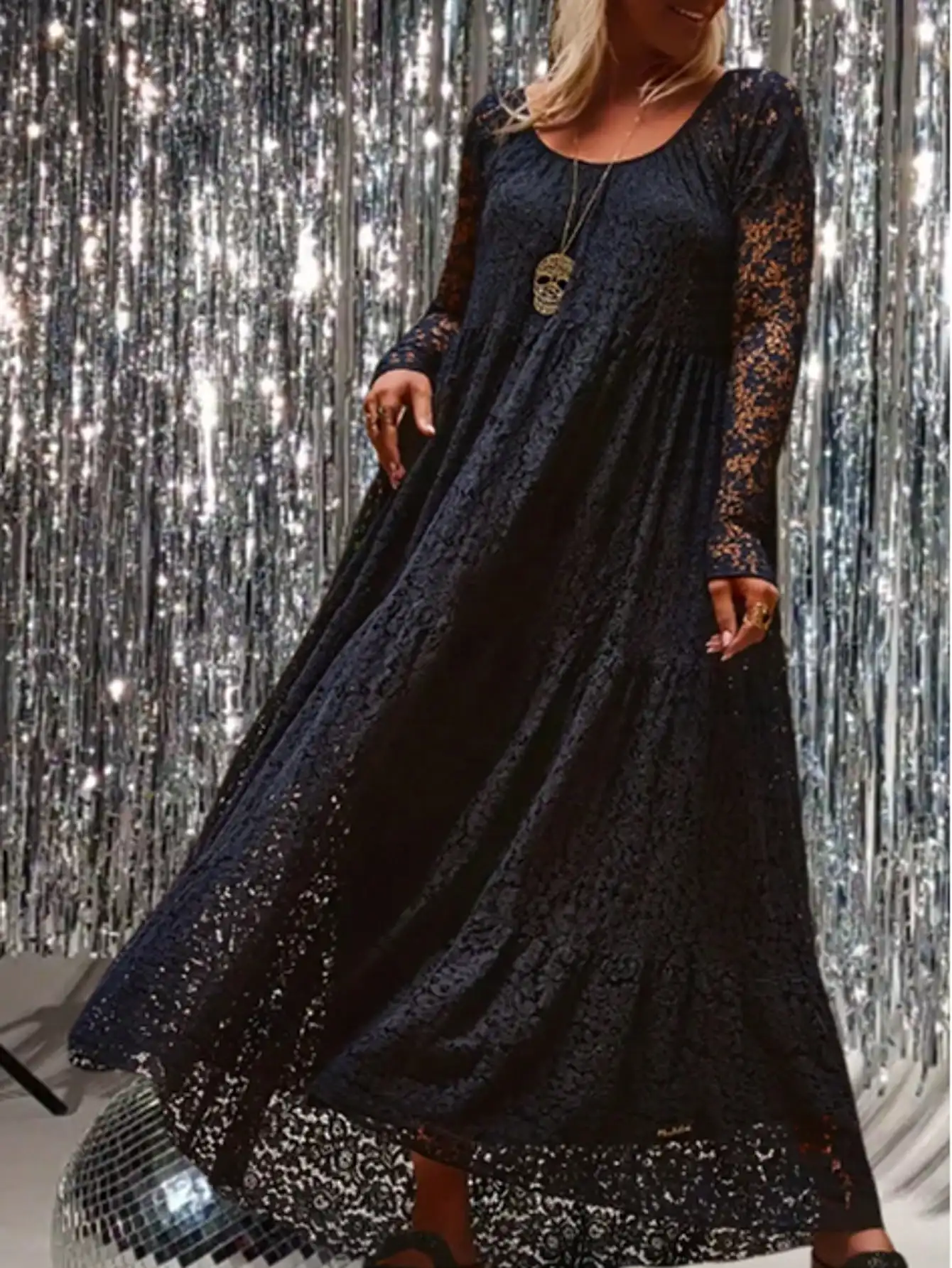 Plus Size Women's Long Lace Dress with Long Sleeves, Elegant for Parties, Weddings & Daily Wear
Plus Size Women's Long Lace Dress with Long Sleeves, Elegant for Parties, Weddings & Daily Wear