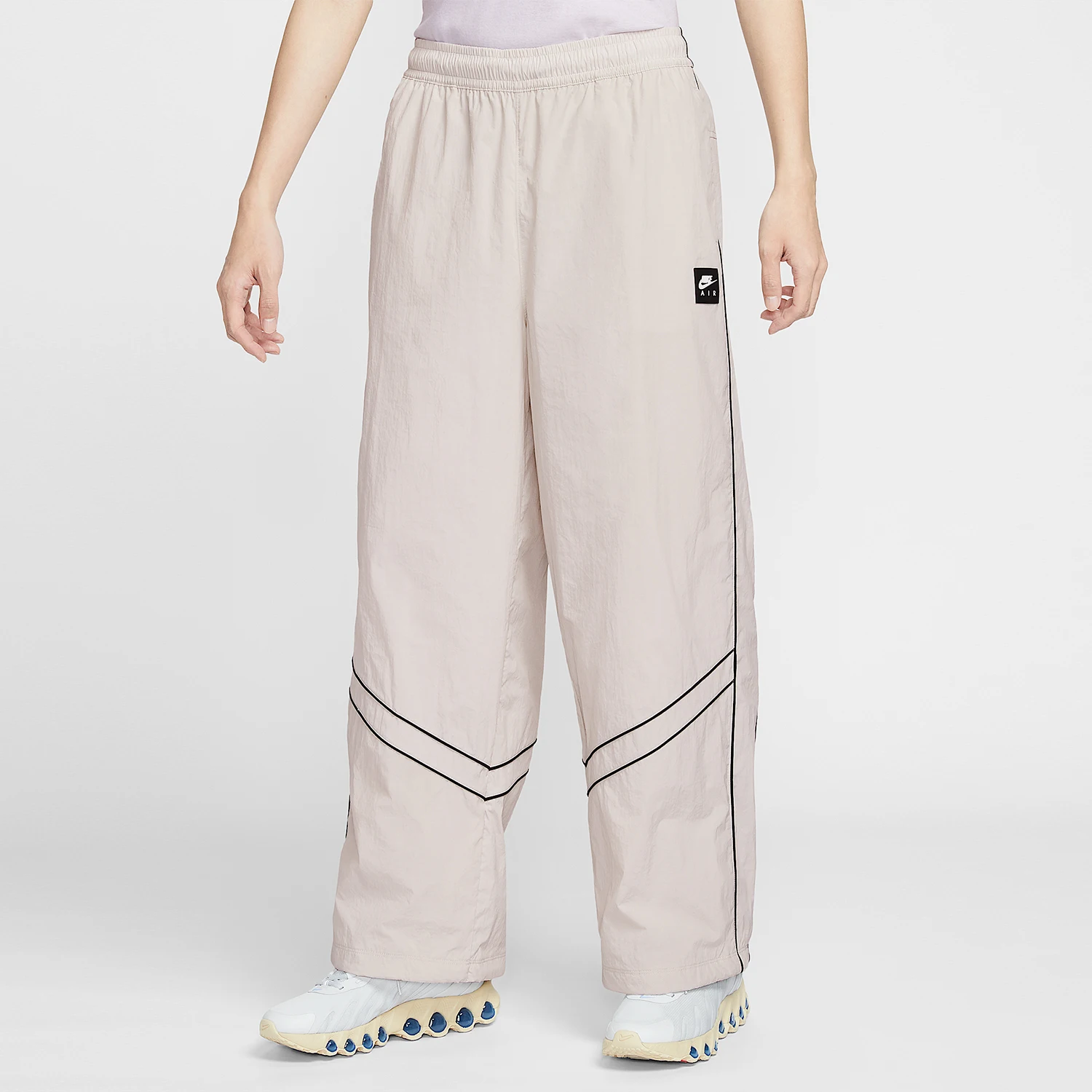 Nike Authentic Air Men's Track Sports Training Lightweight Breathable Pants IF1307-072
Nike Authentic Air Men's Track Sports Training Lightweight Breathable Pants IF1307-072