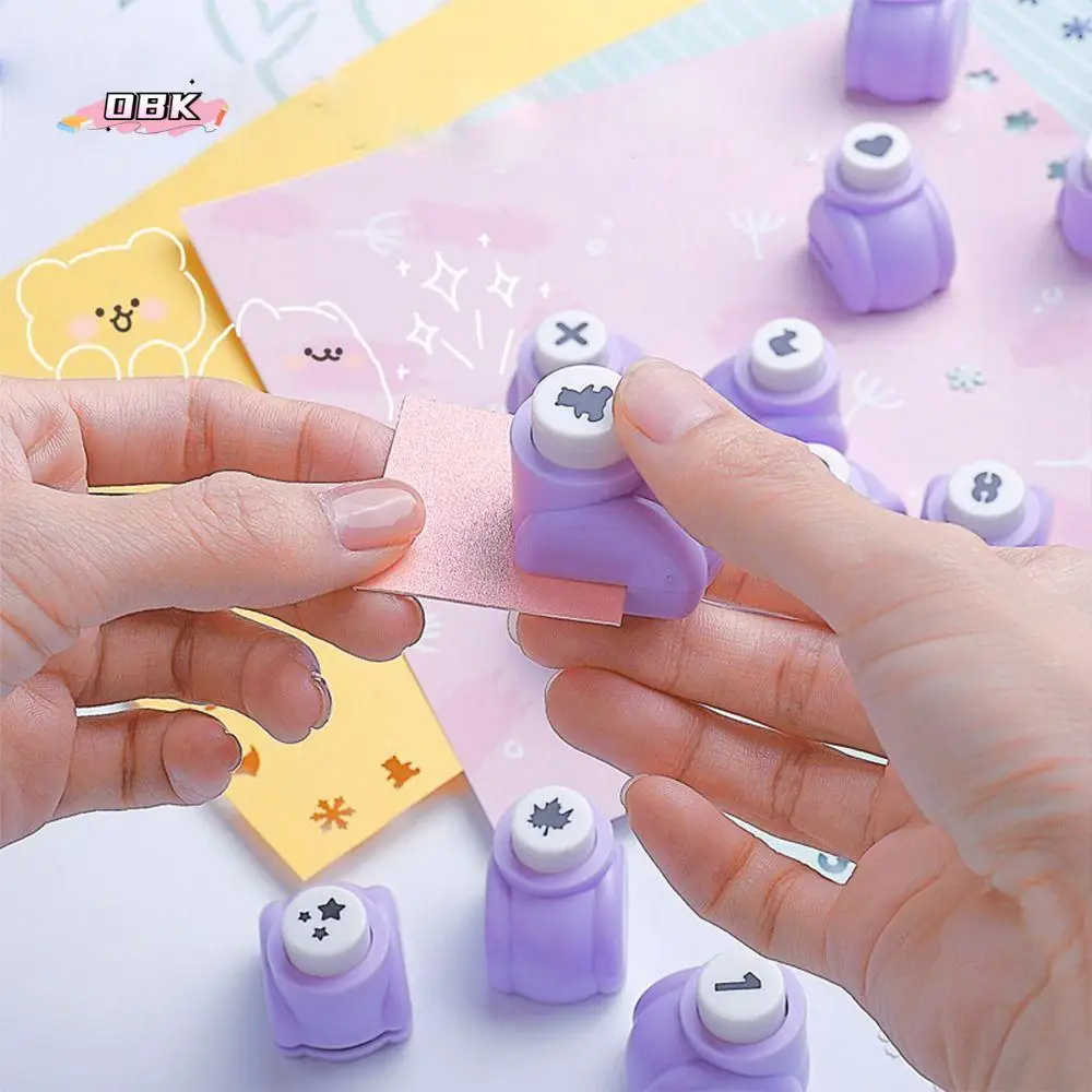 Trimmer Children Toys Kindergarten DIY Crafts Tool Embossing Punches Mini Paper Puncher DIY Hole Puncher Gift Card Punches
Trimmer Children Toys Kindergarten DIY Crafts Tool Embossing Punches Mini Paper Puncher DIY Hole Puncher Gift Card Punches