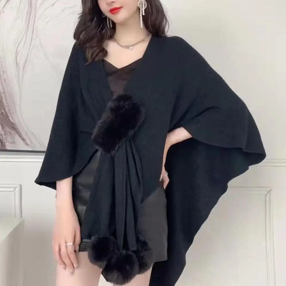 Comfortable Shawl Wrap Elegant V-neck Cloak Shawl With Plush Ball Decor Versatile Knitting Wrap For Women Stylish For Wear
Comfortable Shawl Wrap Elegant V-neck Cloak Shawl With Plush Ball Decor Versatile Knitting Wrap For Women Stylish For Wear