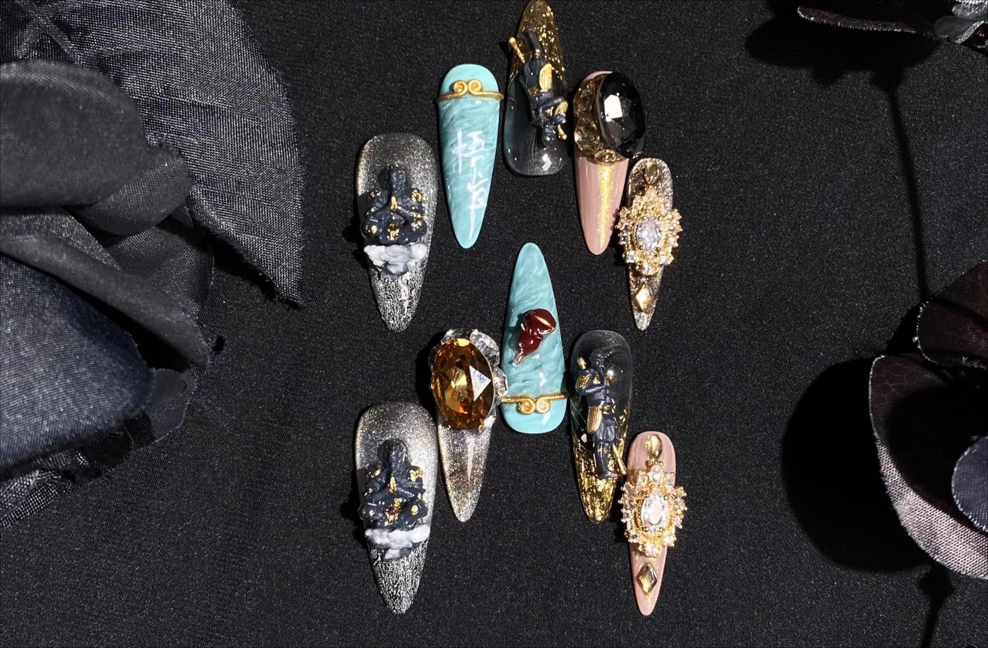 Hand-worn Manicure Removable Old Sun Monkey Brother Smudge Cat Eye Gold Black Green Manicure Patch Custom Products
Hand-worn Manicure Removable Old Sun Monkey Brother Smudge Cat Eye Gold Black Green Manicure Patch Custom Products