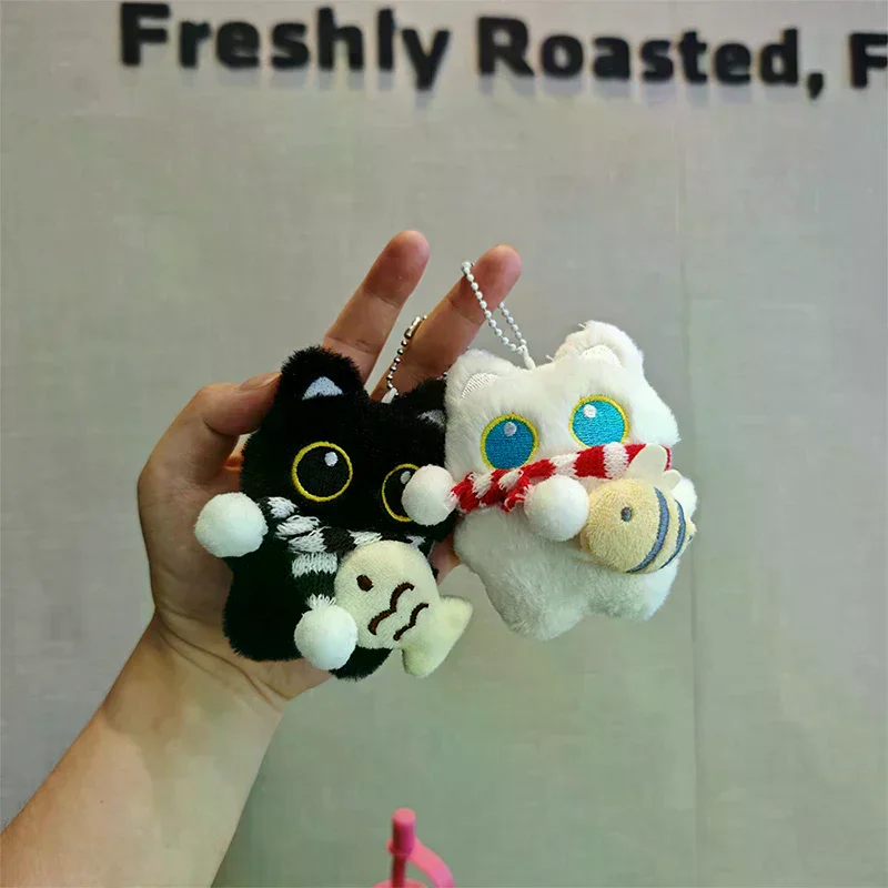 Squeaky Cute Black White Cat Plush Doll Small Pendant Keychain Cartoon Doll Toy Pendant Keyring Bag Ornament Children's Gift
Squeaky Cute Black White Cat Plush Doll Small Pendant Keychain Cartoon Doll Toy Pendant Keyring Bag Ornament Children's Gift