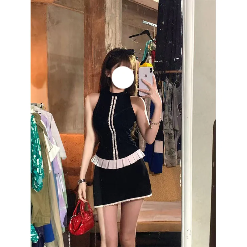 Spring 2025 American Style Spicy Girl Ruffle Hem Waist Cinched Sleeveless Top Women's High Waist Slimming Short Skirt
Spring 2025 American Style Spicy Girl Ruffle Hem Waist Cinched Sleeveless Top Women's High Waist Slimming Short Skirt