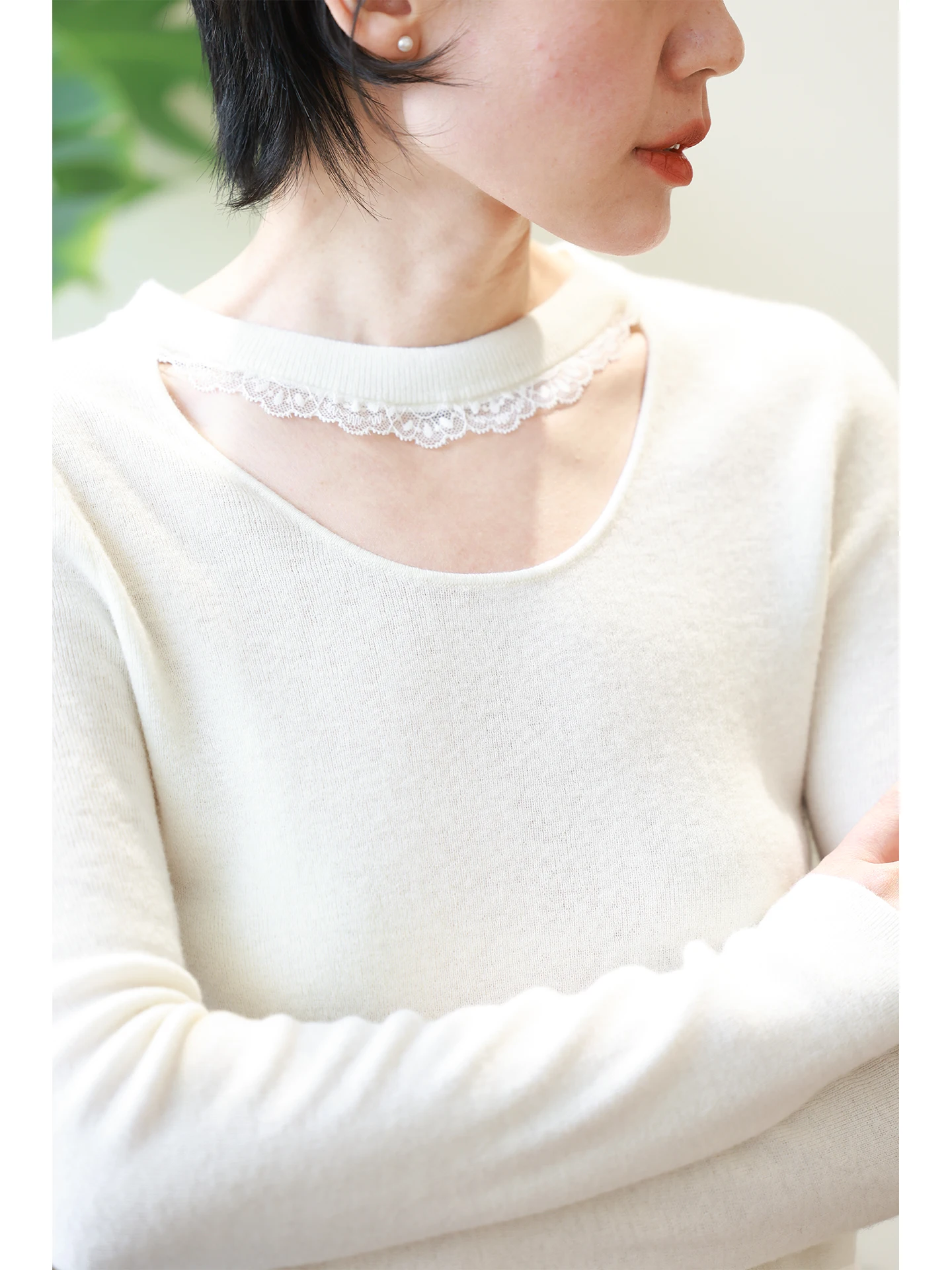 Retro Lace Trim round Ne Full Wool Knitted Sweater Women Slimming Base irt Warm Inner Wear Top French Sle Soft Woolen
Retro Lace Trim round Ne Full Wool Knitted Sweater Women Slimming Base irt Warm Inner Wear Top French Sle Soft Woolen