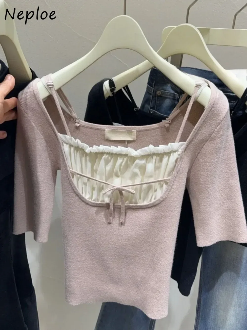 Neploe New Personalized Square Collar Knit Pullovers Half Sleeve Spice Girls Pure Desire Top Japan Lace Up Patchwork Sweaters
Neploe New Personalized Square Collar Knit Pullovers Half Sleeve Spice Girls Pure Desire Top Japan Lace Up Patchwork Sweaters