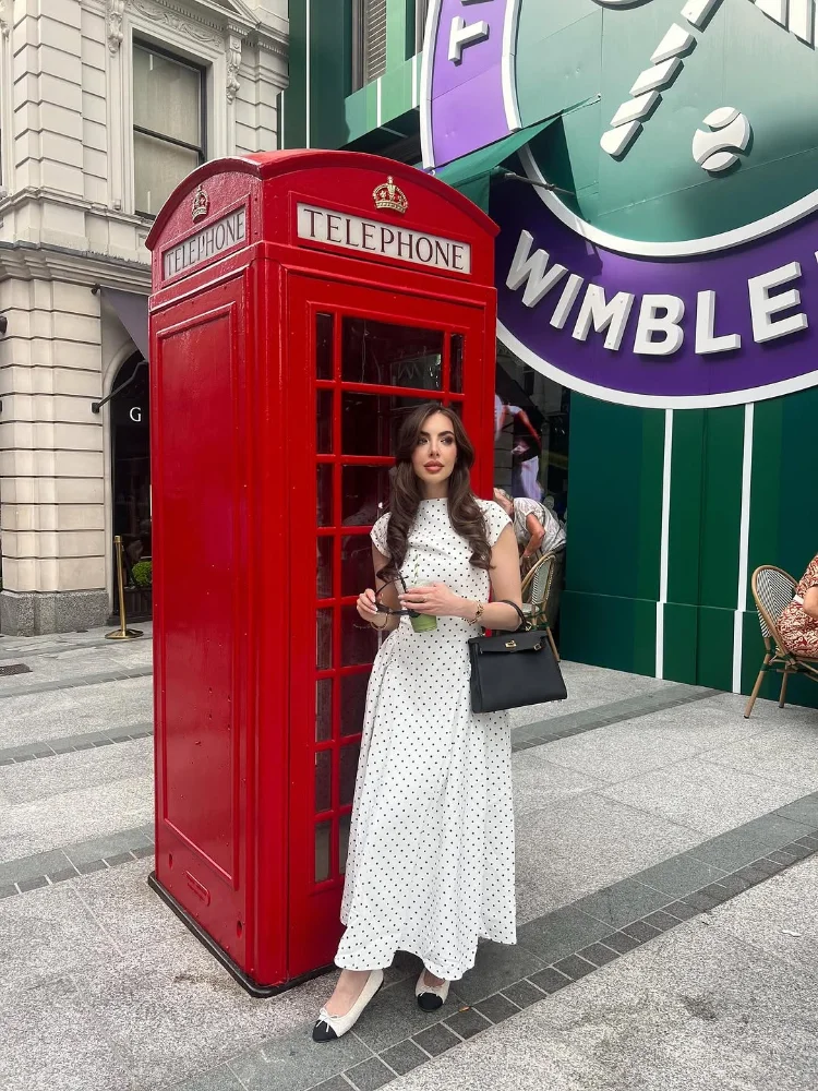Women Elegant White Polka Dot Maxi Dress Ruffle Round Neck Sleeveless Slim A-line Dresses 2026 Lady Vacation Street Chic Robes
Women Elegant White Polka Dot Maxi Dress Ruffle Round Neck Sleeveless Slim A-line Dresses 2026 Lady Vacation Street Chic Robes