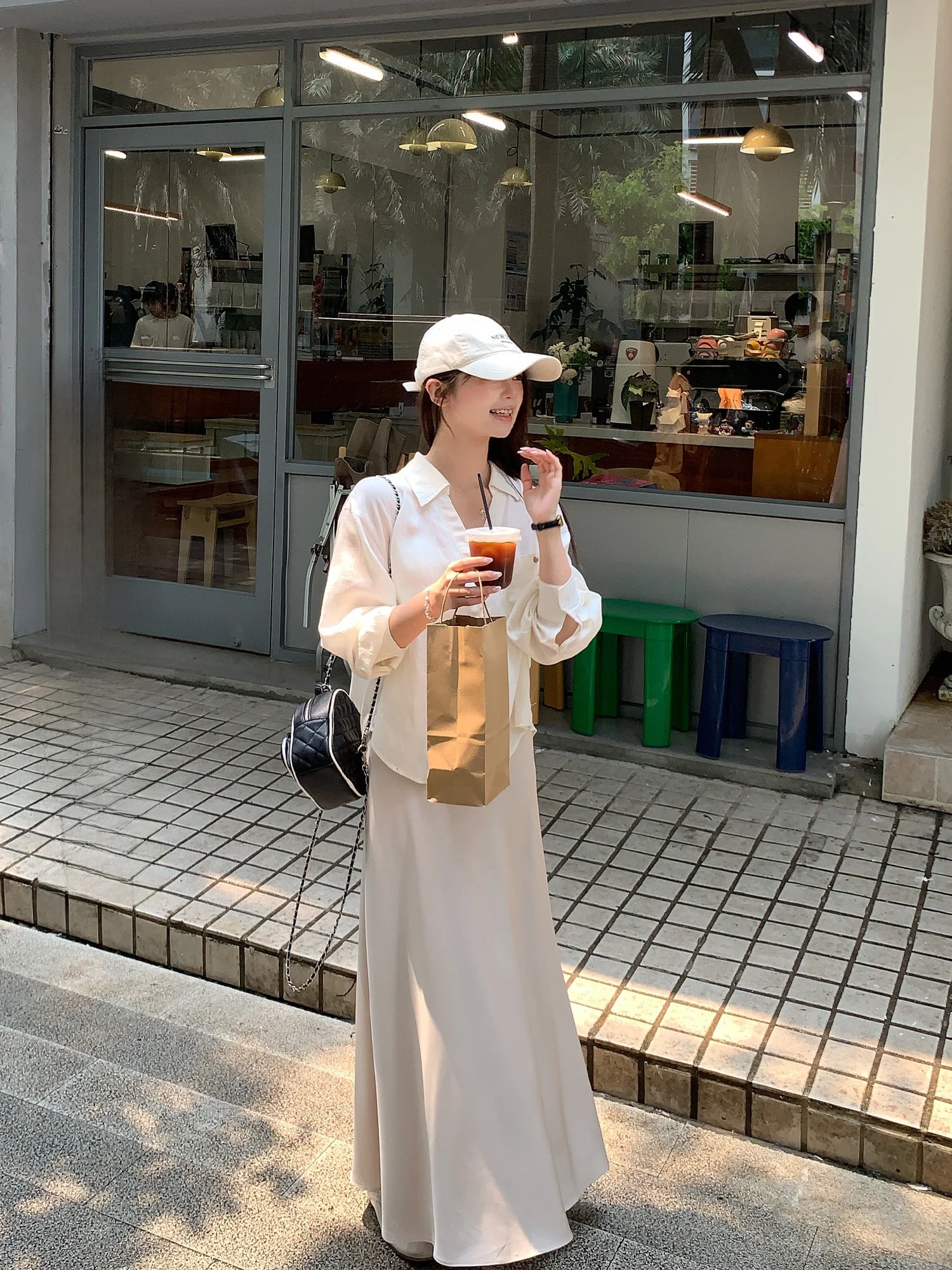 Elegant Satin Fish Tail Skirt Women's Mid-Length Gown Gentle Atmosphere Champagne Color Summer Fashion Casual High Waist A-Li...
Elegant Satin Fish Tail Skirt Women's Mid-Length Gown Gentle Atmosphere Champagne Color Summer Fashion Casual High Waist A-Li...
